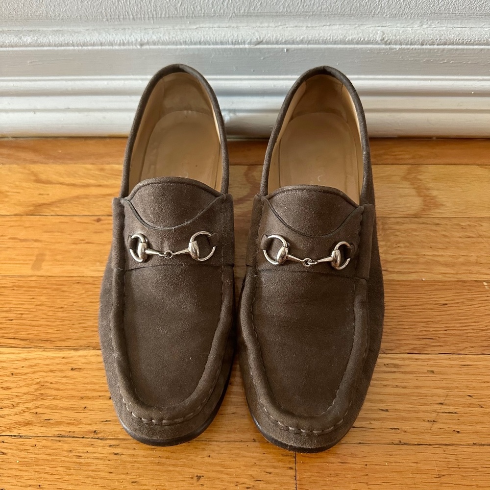 Gucci horsebit loafers vintage men’s 39C (women’s 8-8.5) brown suede silver
